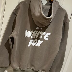 White Fox Hoodie S/M (oversized)